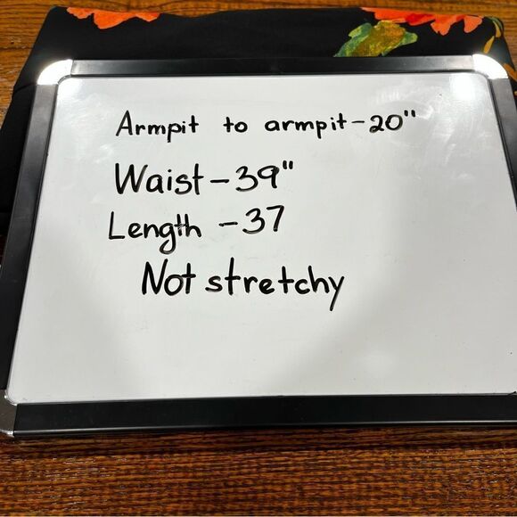 A New Day V-neck Short Sleeve Black Floral Shift Dress - Picture 9 of 13